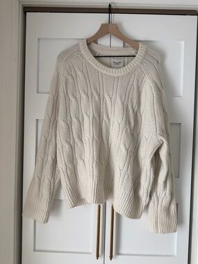 Abercrombie Madeline Crew Sweater ~ XL